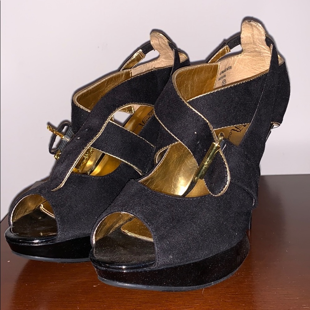 WOMENS HEELS SIZE 9 1/2